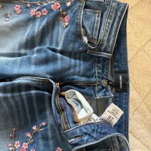 Driftwood Kelly Embroidered Jeans, Cherry Blossom, like new, never worn, sz 26